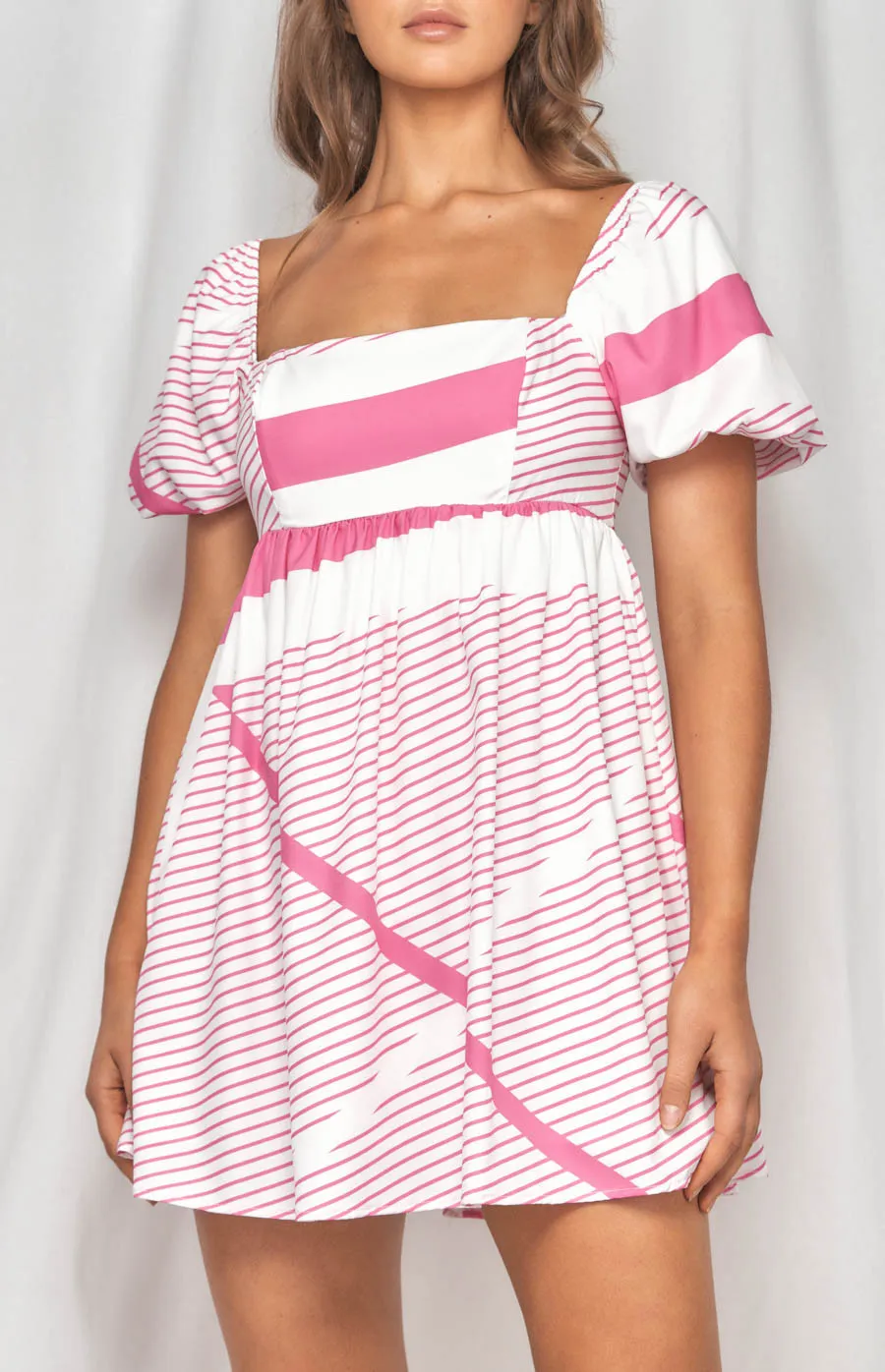 Abstract Stripe Baby Doll Dress with Puff Sleeves (WDR386B)