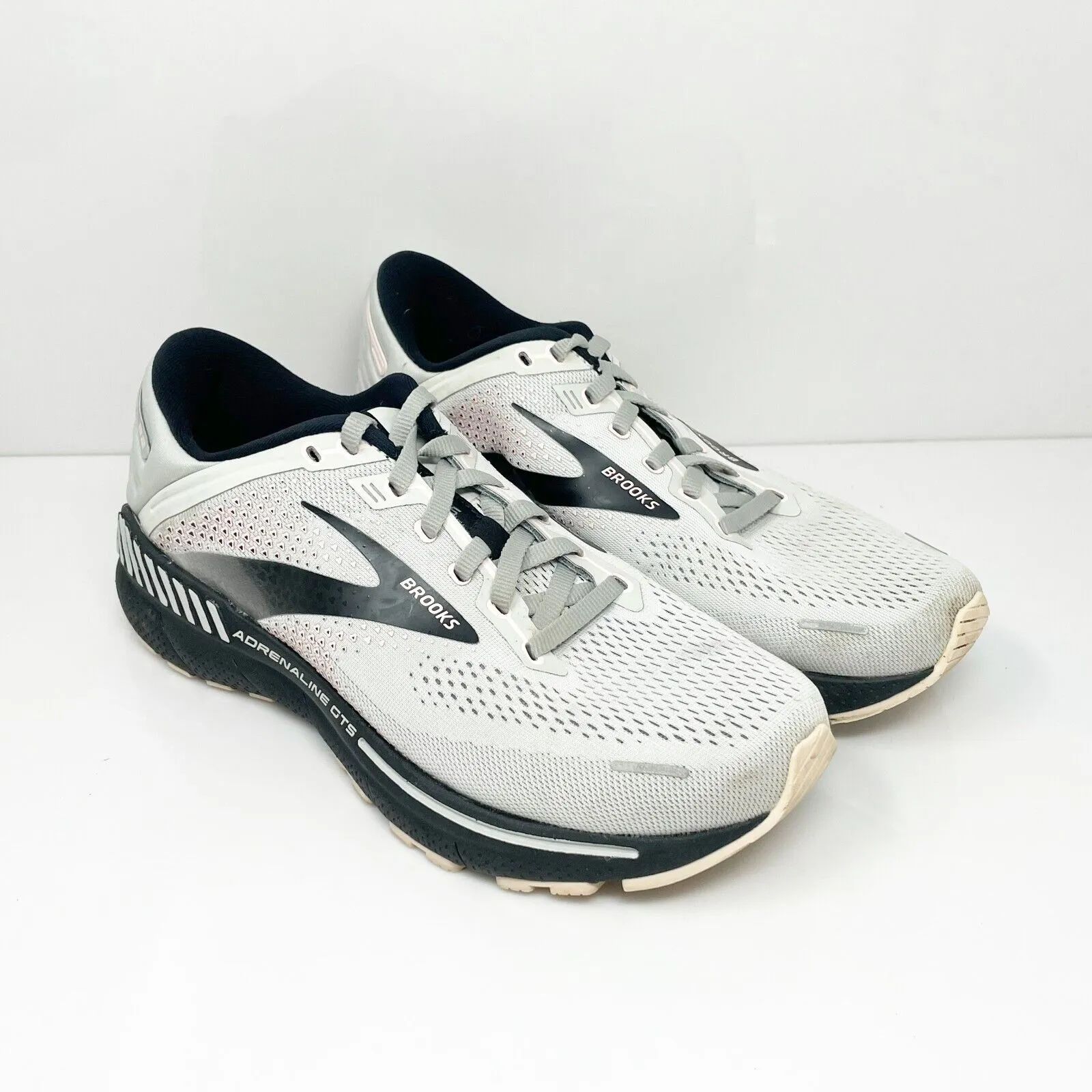 Brooks Womens Adrenaline GTS 22 1203531B035 White Running Shoes Sneakers Sz 9 B