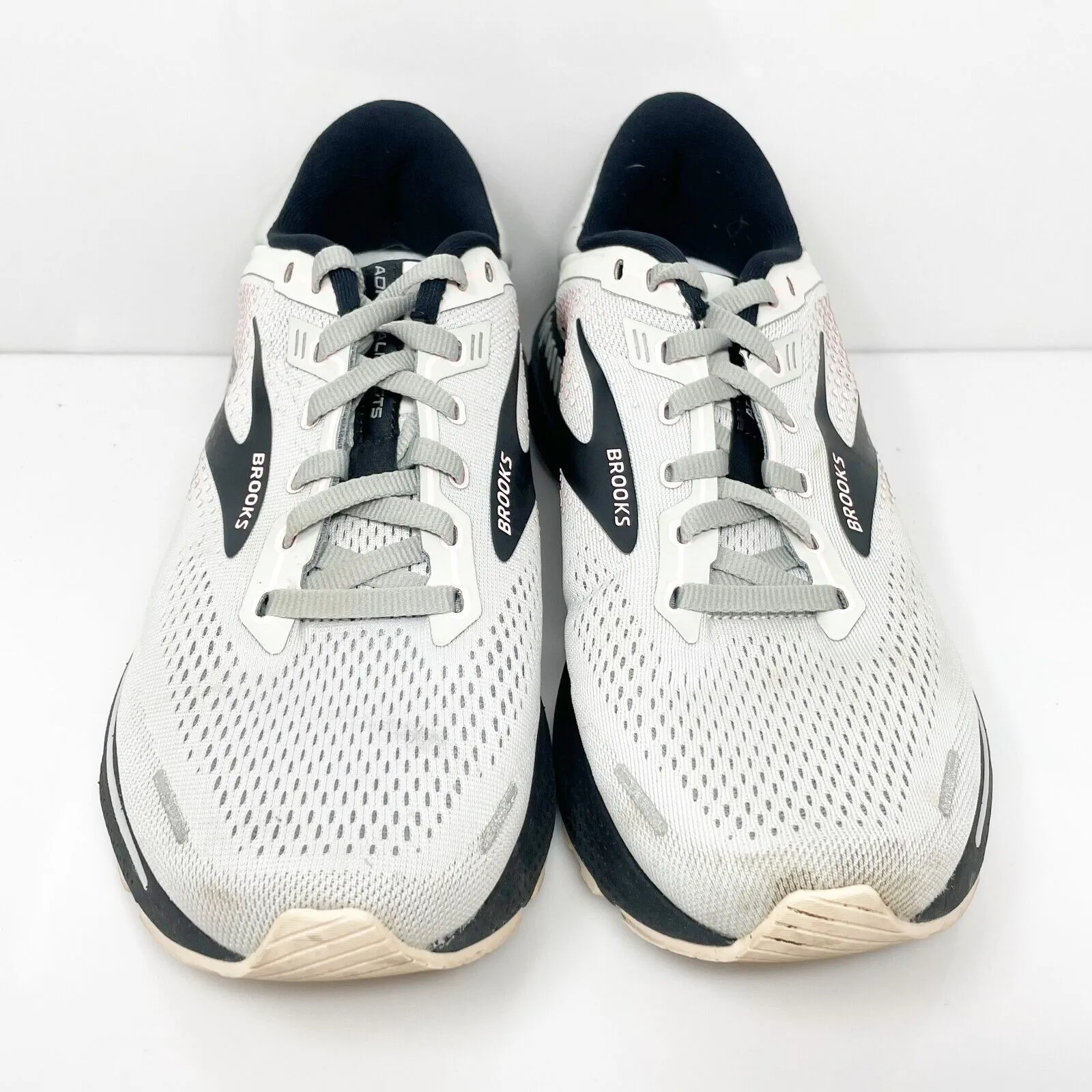 Brooks Womens Adrenaline GTS 22 1203531B035 White Running Shoes Sneakers Sz 9 B