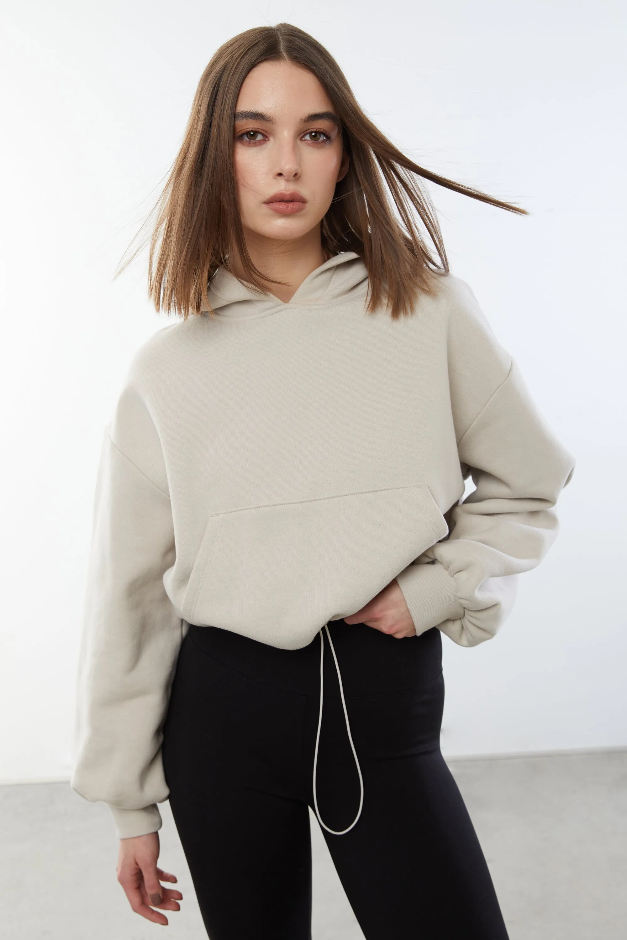 CROPPED HOODIE