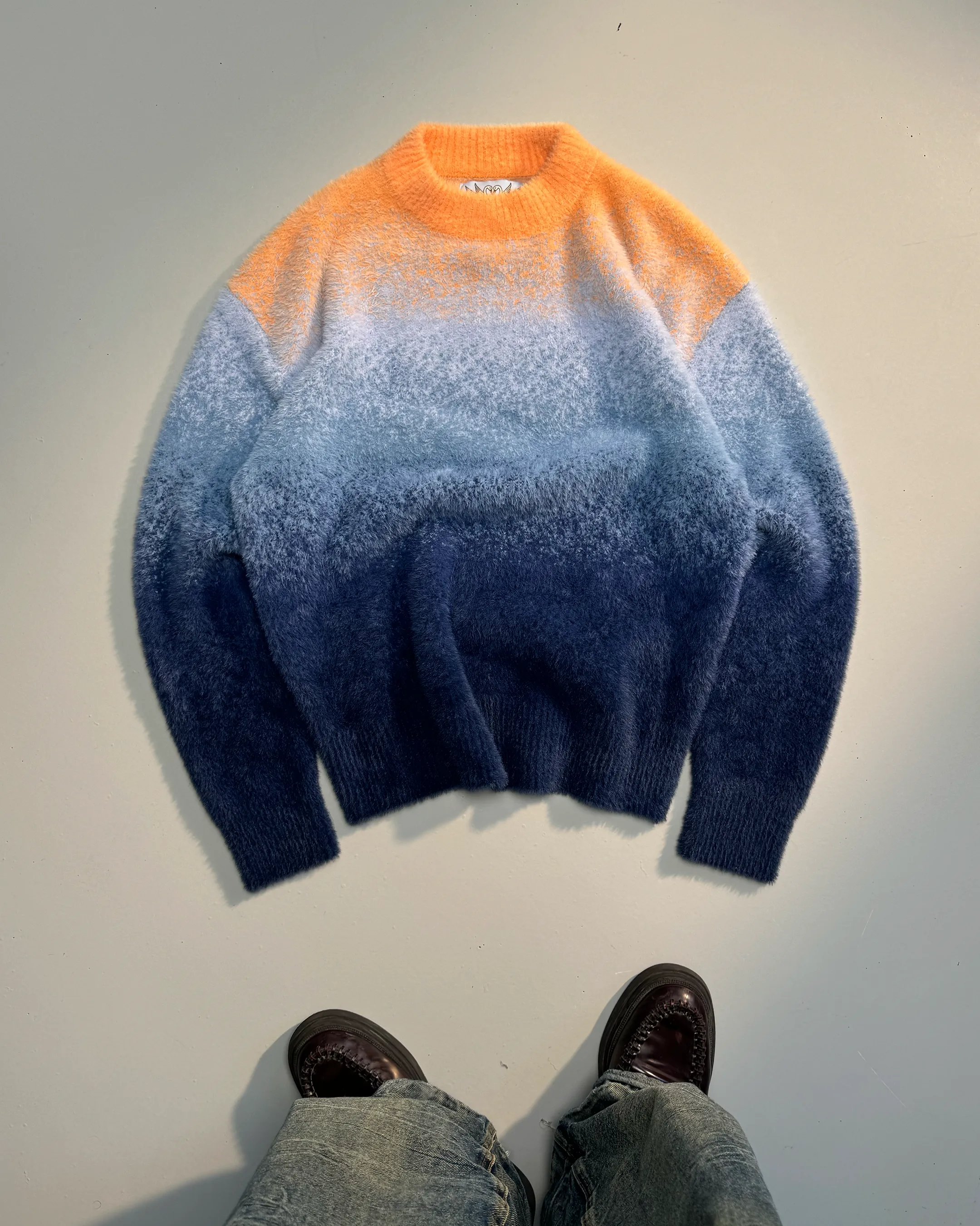 GRADIENT COZY SWEATER ORANGE