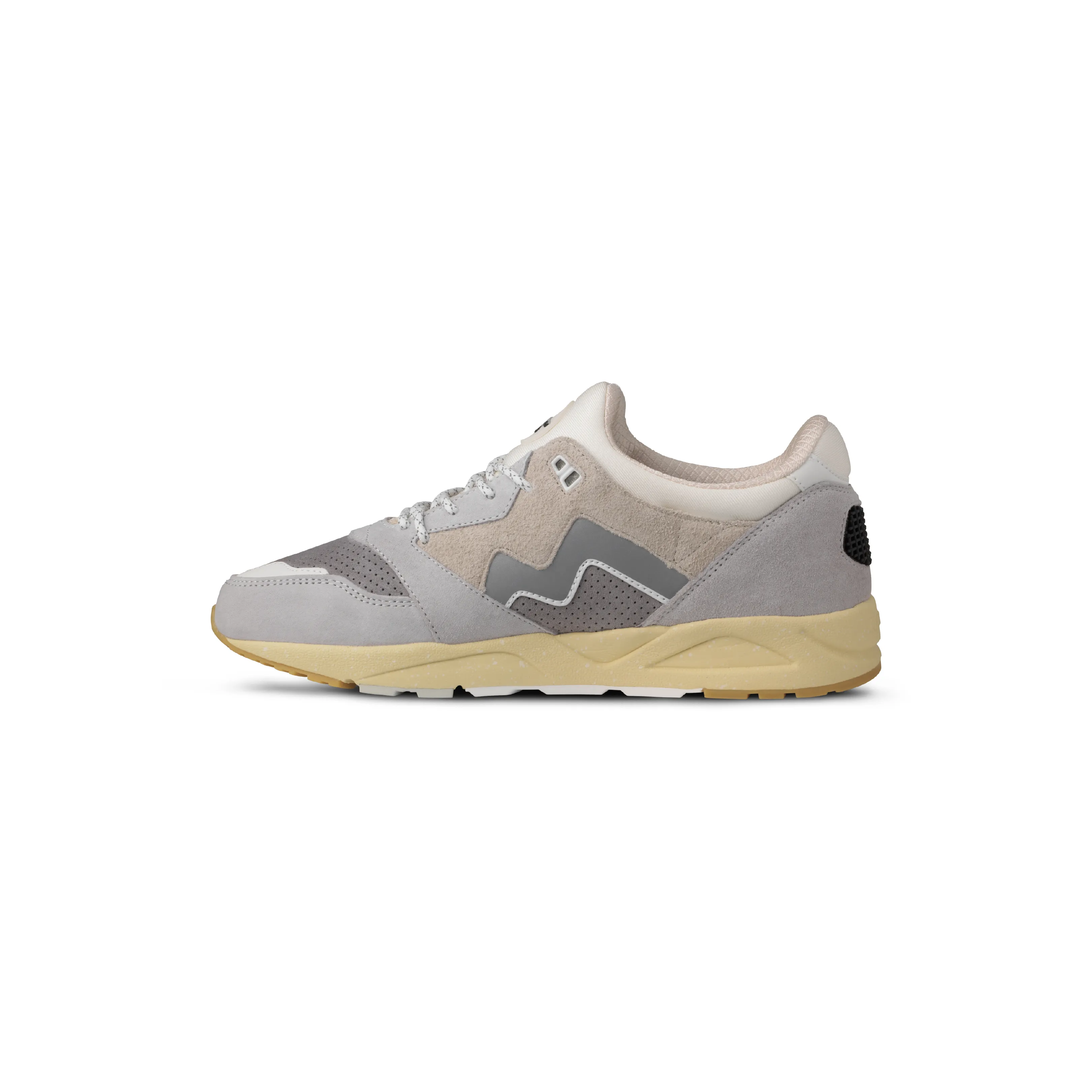 Karhu Aria 95 Lunar Rock / Foggy Dew