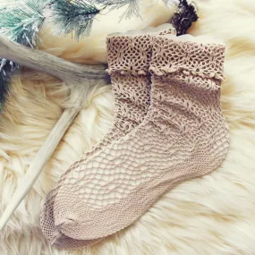 Lace & Snow Socks in Coco