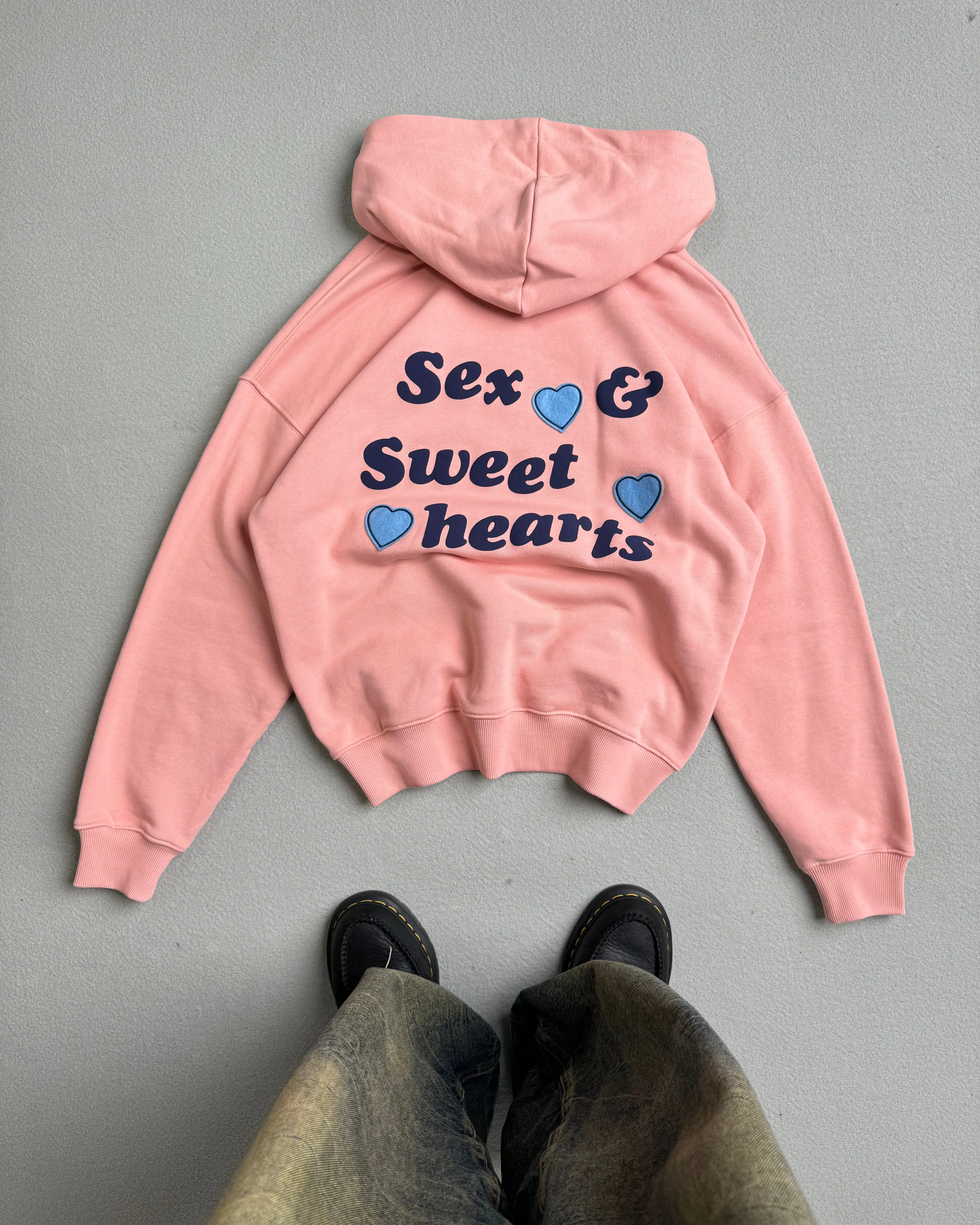 PLEASURES HOODIE PINK