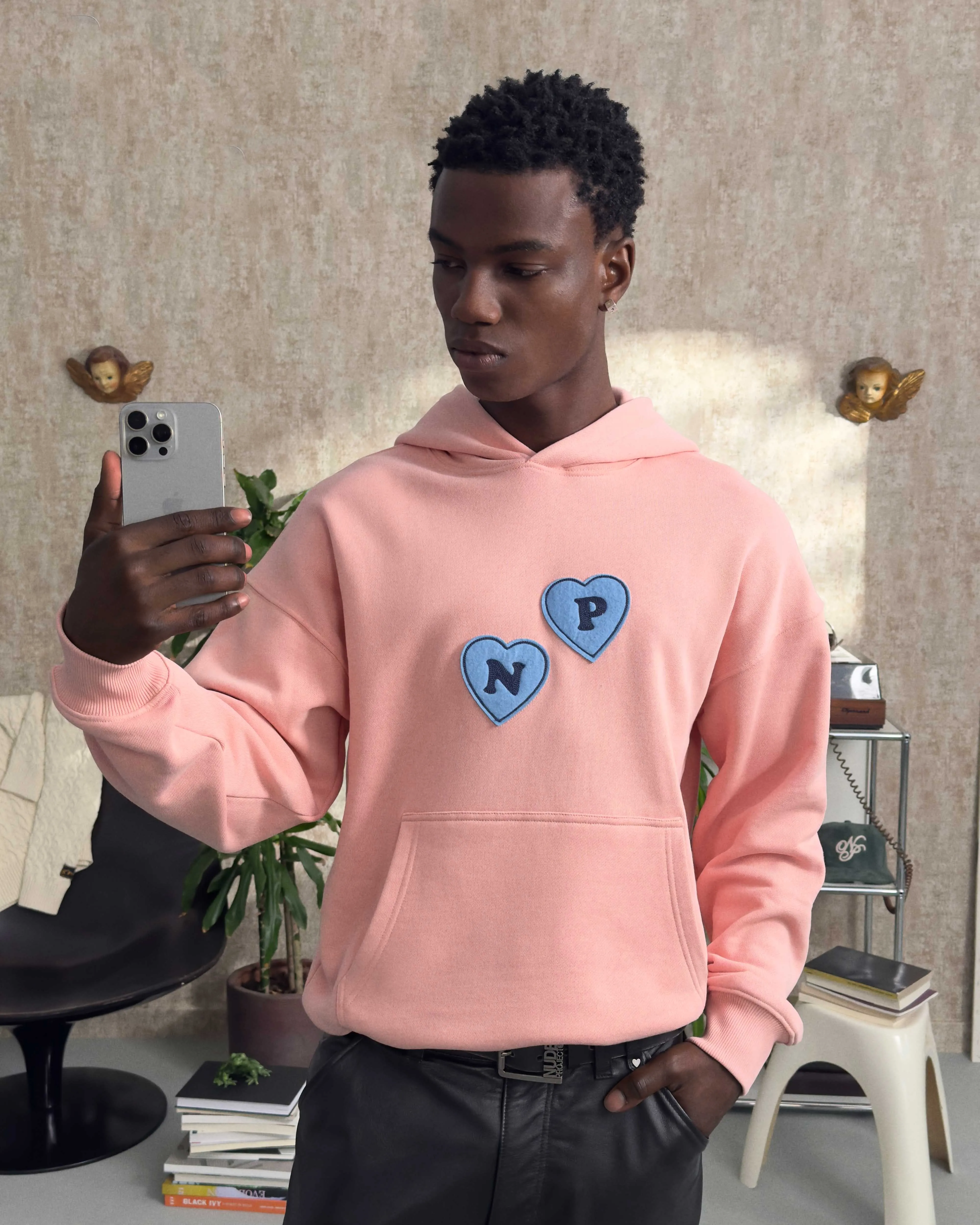 PLEASURES HOODIE PINK