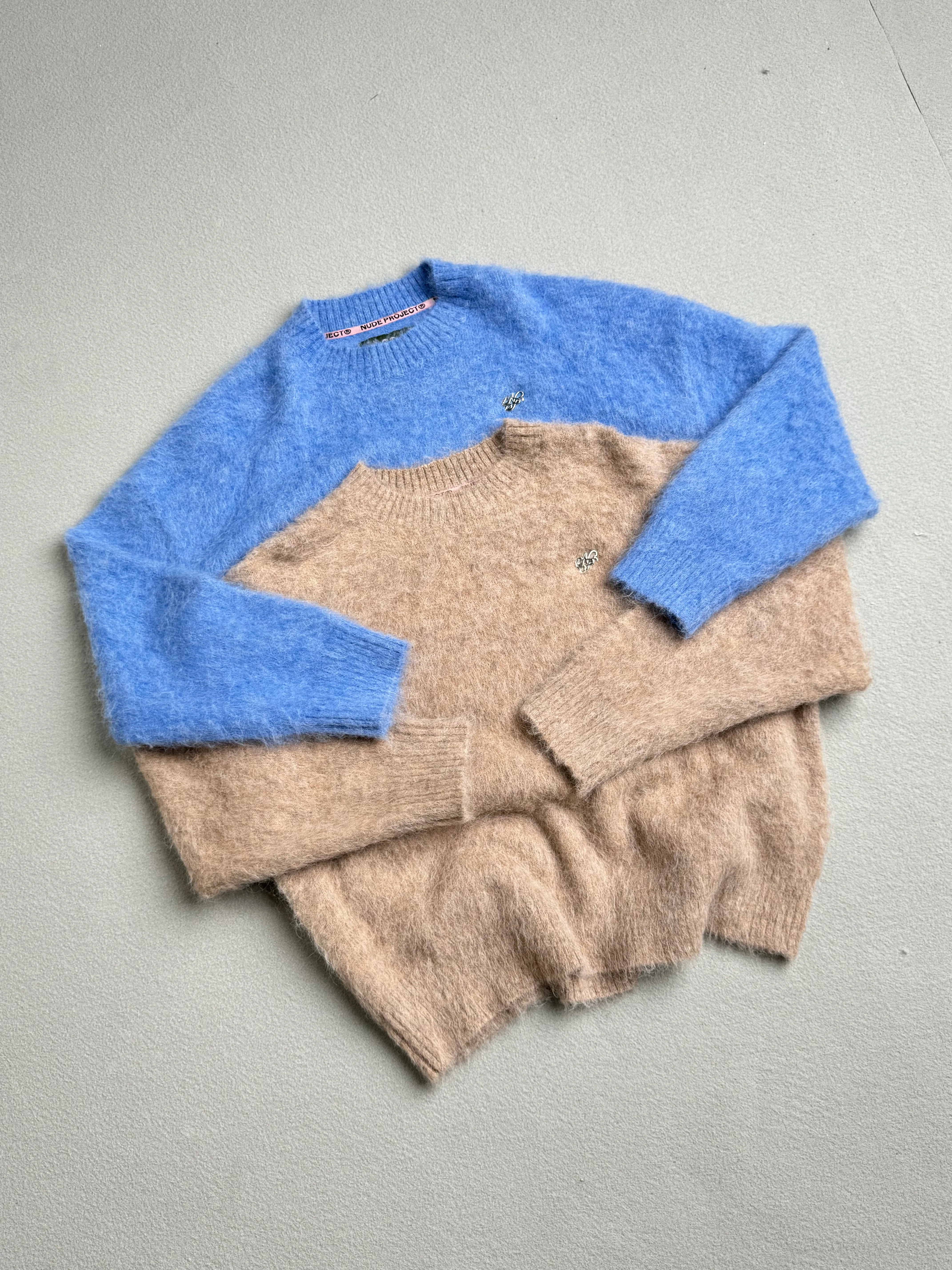 PREMIUM ALPACA SWEATER SAND